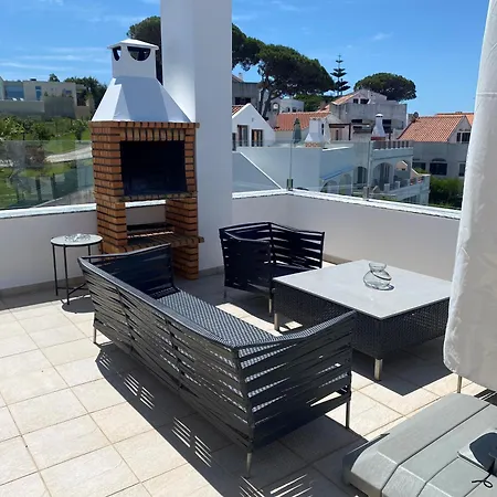 With Stunning Lagoon Views * Nadadouro