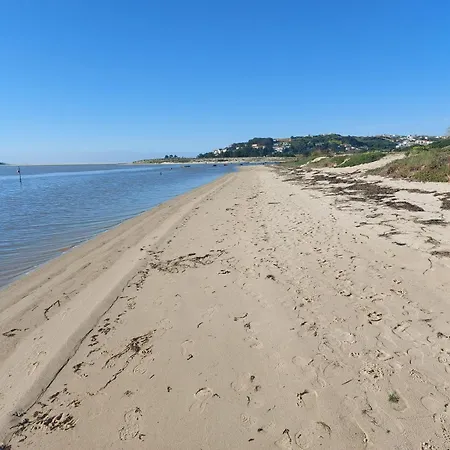 With Stunning Lagoon Views * Nadadouro